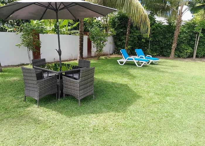 Island Charm Of Praslin Pensión Victoria