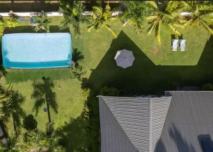 Island Charm Of Praslin Pensión